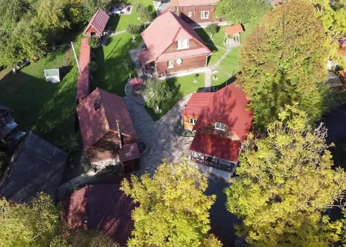 зачаровані карпати, Holiday home *